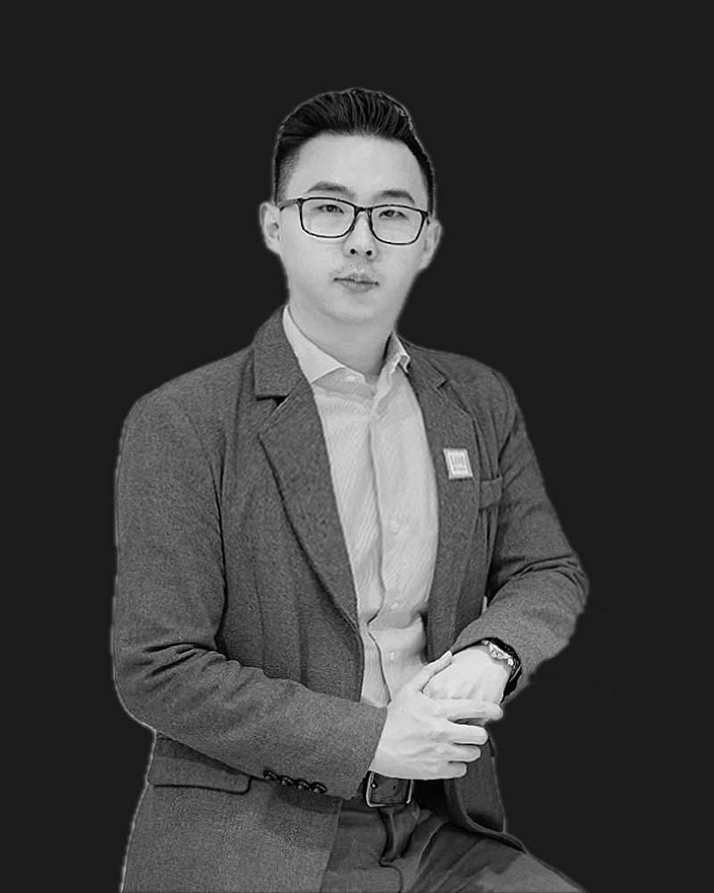 無白丁會所共同創辦人 Vic 黑白人像